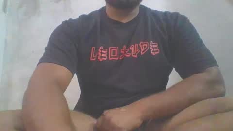 crazzy_booy online show from February 2026 03:37:01 AM