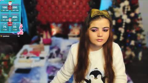 Ana  online show from December 2025 03:31:01 PM