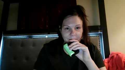 creammenow1229 online show from January 2025 12:01:01 AM