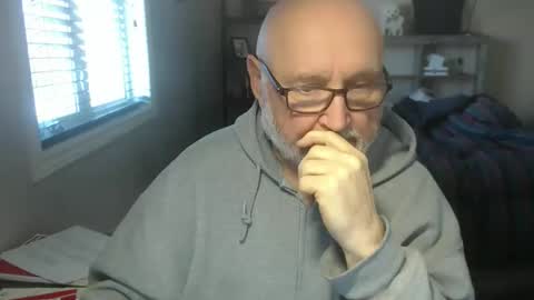 Snapshot of creamormilk chatting on December 2025 01:31:01 PM Creamormilk online show from December 2025 01:31:01 PM