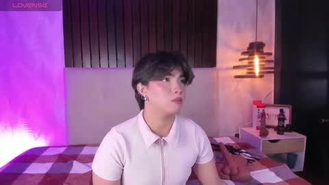 Snapshot of creamy_angelo chatting on November 2025 08:44:01 PM creamy_angelo online show from November 2025 08:44:01 PM