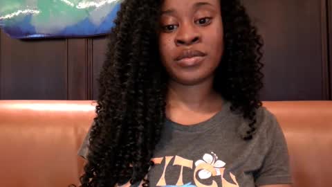 Snapshot of creamycherrypop chatting on February 2025 10:42:01 PM FREE online show from February 2025 10:42:01 PM