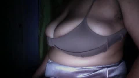 Snapshot of creamycocobabe chatting on February 2025 05:09:01 AM CreamyCocoBabe online show from February 2025 05:09:01 AM