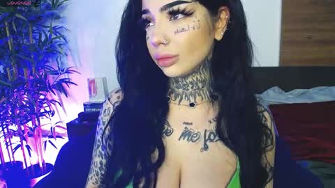 Sophie online show from April 2026 05:45:02 AM