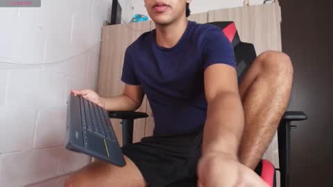 crh58_ online show from February 2026 07:10:01 PM