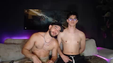 CRHISTIAN online show from April 2026 05:03:01 PM