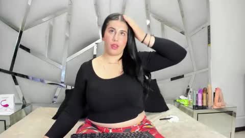 Criistaal   online show from February 2026 06:22:01 AM