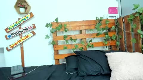 cris_dulce online show from May 2026 08:36:01 PM