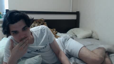 Snapshot of cris_peace chatting on December 2025 10:11:02 AM JOIN IN A FAN CLUB AND YOU WILL HAVE 90 OF MY PHOTOVIDEO FREE FANSLY - online show from December 2025 10:11:02 AM