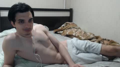 Snapshot of cris_peace chatting on December 2025 02:09:02 AM JOIN IN A FAN CLUB AND YOU WILL HAVE 90 OF MY PHOTOVIDEO FREE FANSLY - online show from December 2025 02:09:02 AM
