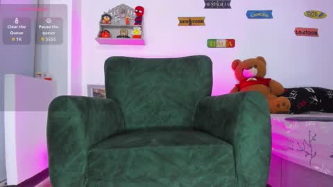 cristian online show from October 2025 02:09:01 AM