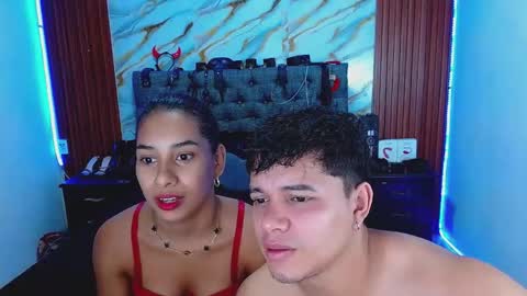 CRISANDMERY online show from February 2026 04:24:01 AM