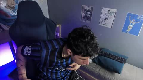 Snapshot of criss_adams chatting on January 2026 02:28:01 AM Cris online show from January 2026 02:28:01 AM