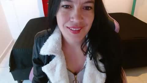 cristal541658 online show from January 2026 12:42:01 PM