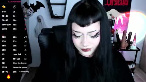 Snapshot of cristal_kosh chatting on October 2025 11:31:01 PM Cris online show from October 2025 11:31:01 PM