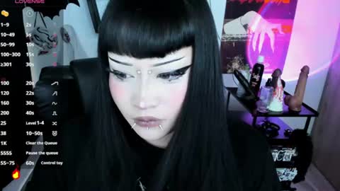 Cris online show from July 2026 05:52:01 PM