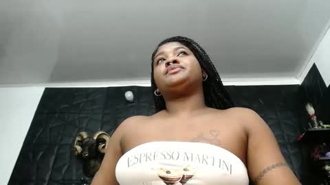 Snapshot of cristal_smith06 chatting on May 2026 06:10:02 AM Hanna online show from May 2026 06:10:02 AM