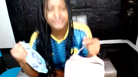 Snapshot of cristal_smith06 chatting on June 2026 04:51:01 PM Hanna online show from June 2026 04:51:01 PM