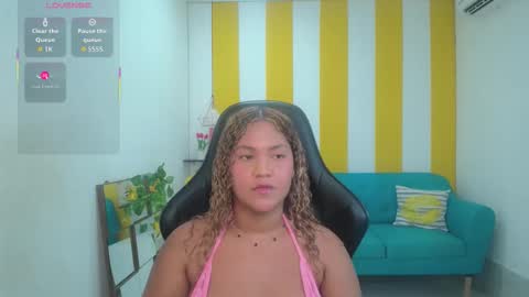 Snapshot of cristal_war chatting on January 2026 10:47:01 PM Cristal online show from January 2026 10:47:01 PM