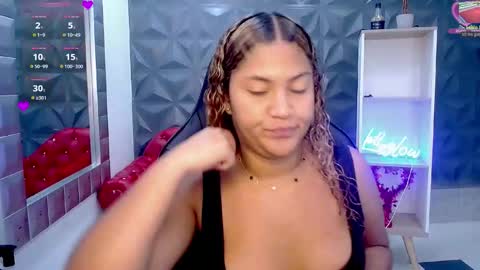 Snapshot of cristal_war chatting on February 2026 11:28:01 PM Cristal online show from February 2026 11:28:01 PM