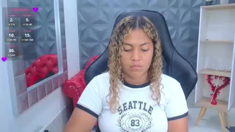 Snapshot of cristal_war chatting on February 2026 11:50:02 PM Cristal online show from February 2026 11:50:02 PM