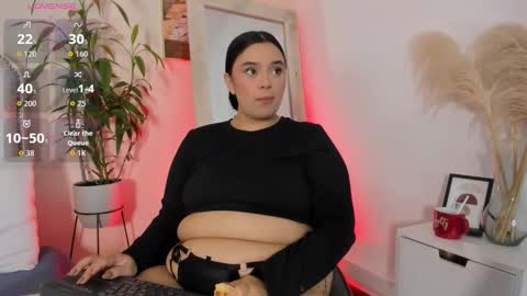 Snapshot of cristalcutte_ chatting on November 2025 12:16:02 PM Cristal Cute online show from November 2025 12:16:02 PM