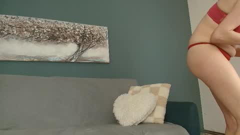 cristaleyess online show from February 2026 03:35:02 PM