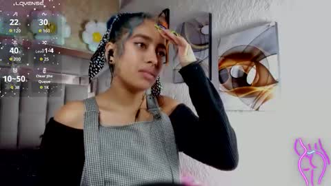   online show from November 2025 03:34:01 PM