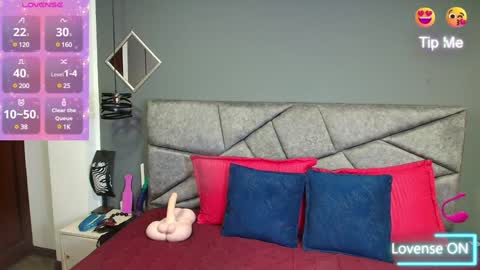 CRISTAL MILF online show from January 2025 07:37:01 PM