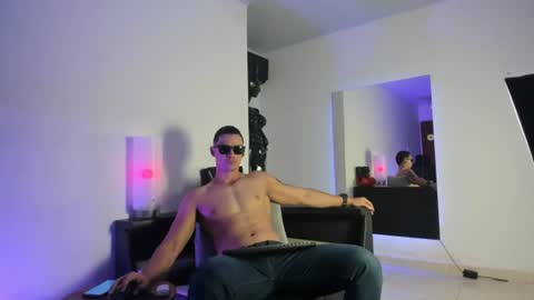 Snapshot of cristhian_wolf1 chatting on July 2026 02:13:02 PM CRIS online show from July 2026 02:13:02 PM