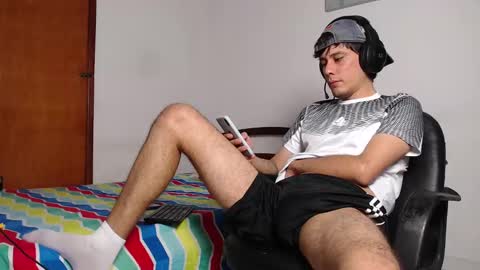 Cristian  online show from December 2024 04:01:02 AM