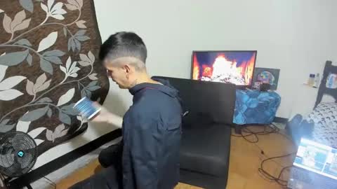 Cristian online show from January 2025 10:27:01 PM