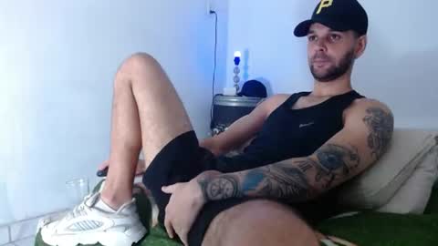 Snapshot of cristianhot125 chatting on June 2026 11:18:01 PM cristianhot125 online show from June 2026 11:18:01 PM