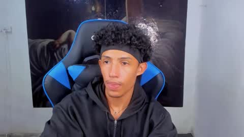 Cristiantke blue online show from December 2024 04:32:02 AM