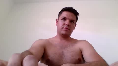 cristopher3042 online show from October 2025 05:14:02 PM