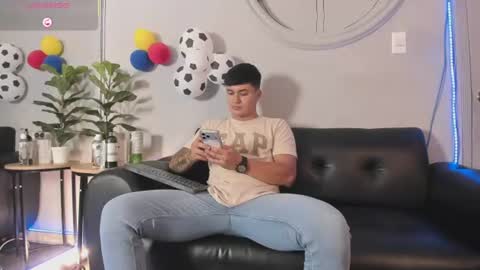 Snapshot of cristopher_strong chatting on July 2026 12:40:02 PM Cristopher online show from July 2026 12:40:02 PM