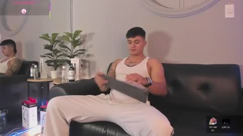 Snapshot of cristopher_strong chatting on July 2026 01:04:01 PM Cristopher online show from July 2026 01:04:01 PM