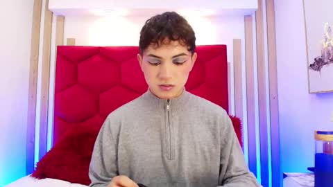 Cristopher  online show from March 2026 07:53:02 PM