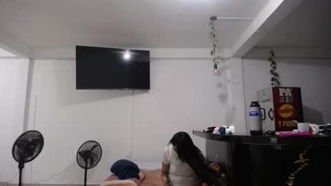 crisyoha4020 online show from October 2025 10:59:02 PM