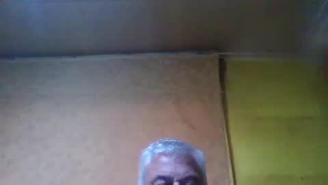 Snapshot of crmperez chatting on January 2025 11:43:01 PM crmperez online show from January 2025 11:43:01 PM