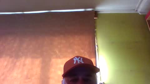 Snapshot of crmperez chatting on September 2025 06:52:01 PM crmperez online show from September 2025 06:52:01 PM