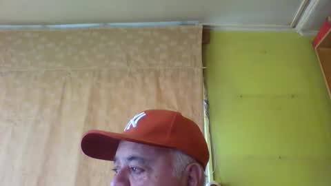 crmperez online show from February 2026 08:40:02 PM
