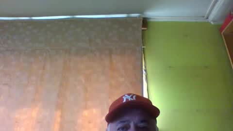 crmperez online show from March 2026 07:07:02 PM