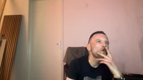 Snapshot of crobachh694772 chatting on April 2026 11:57:02 PM Nickkk online show from April 2026 11:57:02 PM