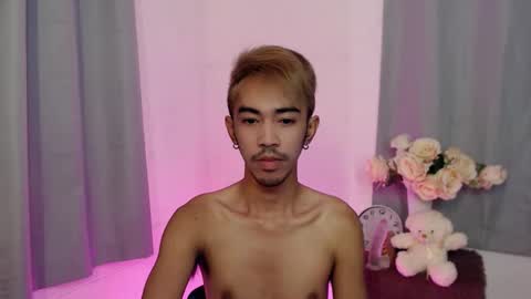 Snapshot of crocodale chatting on October 2025 02:53:01 PM crocodale online show from October 2025 02:53:01 PM