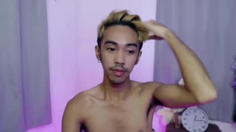 Snapshot of crocodale chatting on November 2025 08:47:01 AM crocodale online show from November 2025 08:47:01 AM