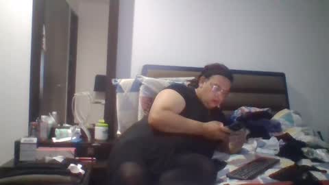 Linda Cross online show from January 2025 01:17:01 AM