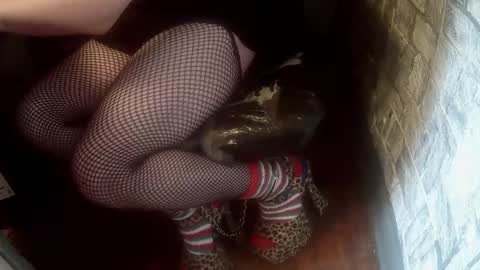 crossdresser krystal online show from December 2025 08:02:02 PM