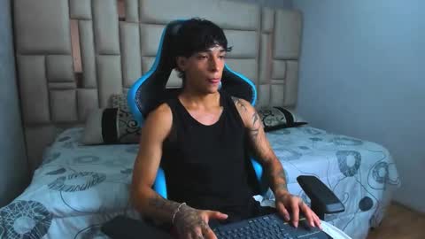 Croy online show from March 2026 01:19:01 AM