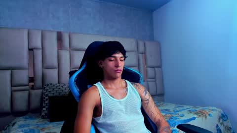 Croy online show from April 2026 07:22:01 PM